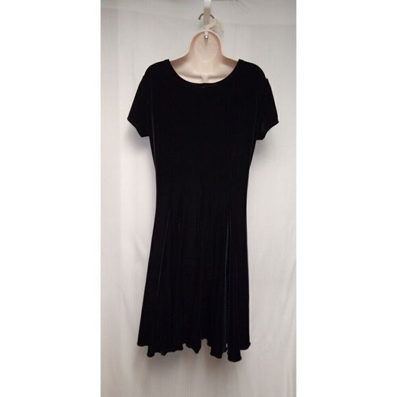 Rivar's Fit & Flare Jennifer Velvet Dress Size 7/8 Color Black - Picture 8 of 9